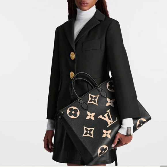 LV "ON THE GO" GM - Picture 10 of 17